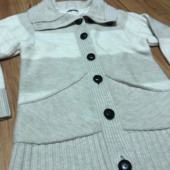 Banana Republic 100% Merino Wool Striped Sweater - Picture 2 of 7